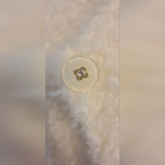 Elodie Faux Fur Shacket - Picture 7 of 9